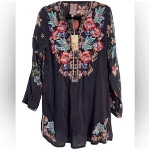 Johnny Was Size Small Embroidered Tunic